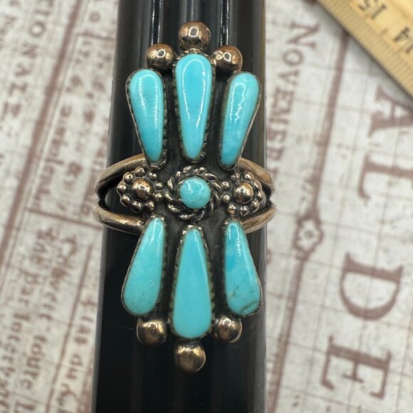 SOLD OUT Vintage Old Pawn Sterling Silver Turquoise Artisan Ring - Picture 4 of 15